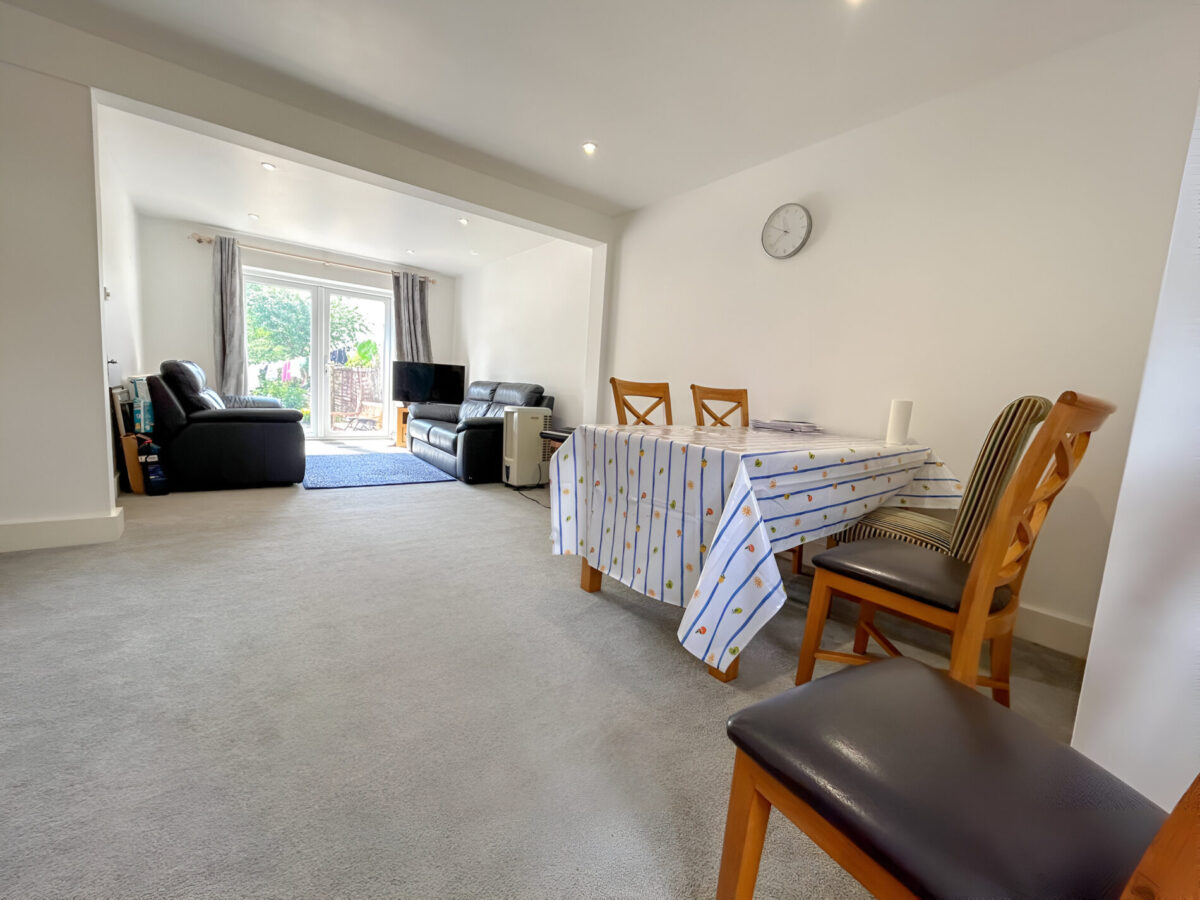 3 Bedroom House  - High Wycombe