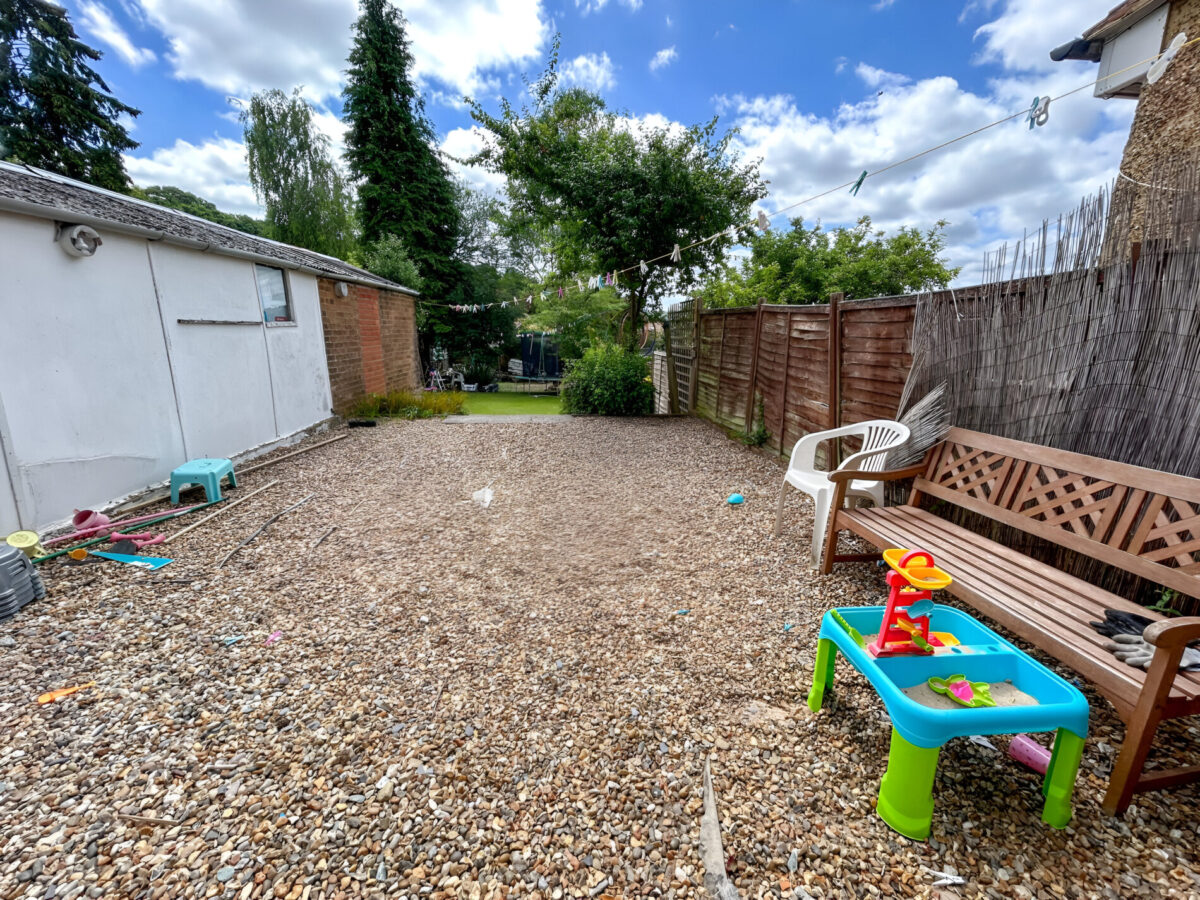 3 Bedroom House  - High Wycombe