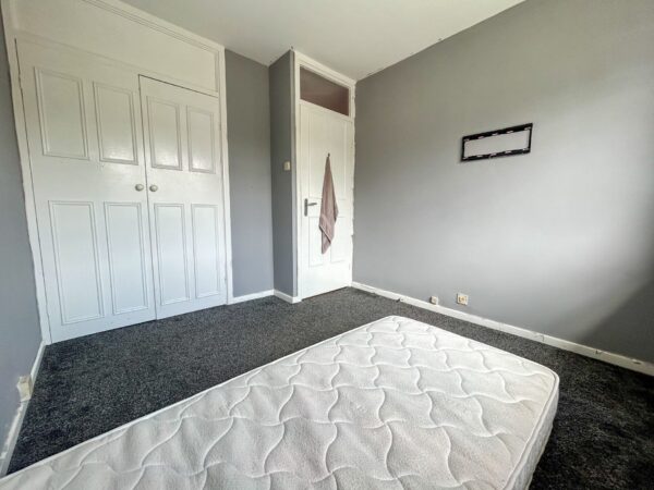 3 Bedroom Flat - High Wycombe