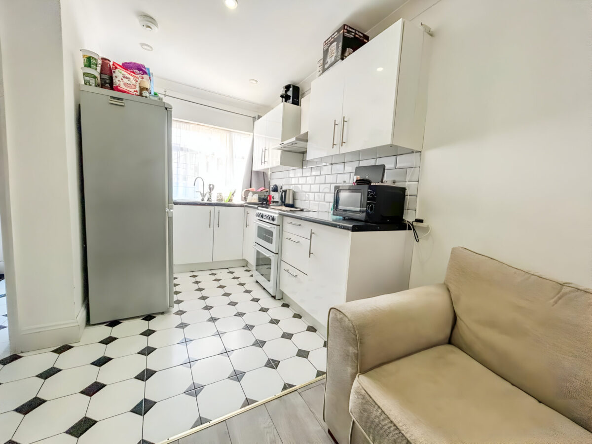 1 Bedroom Annex  - High Wycombe