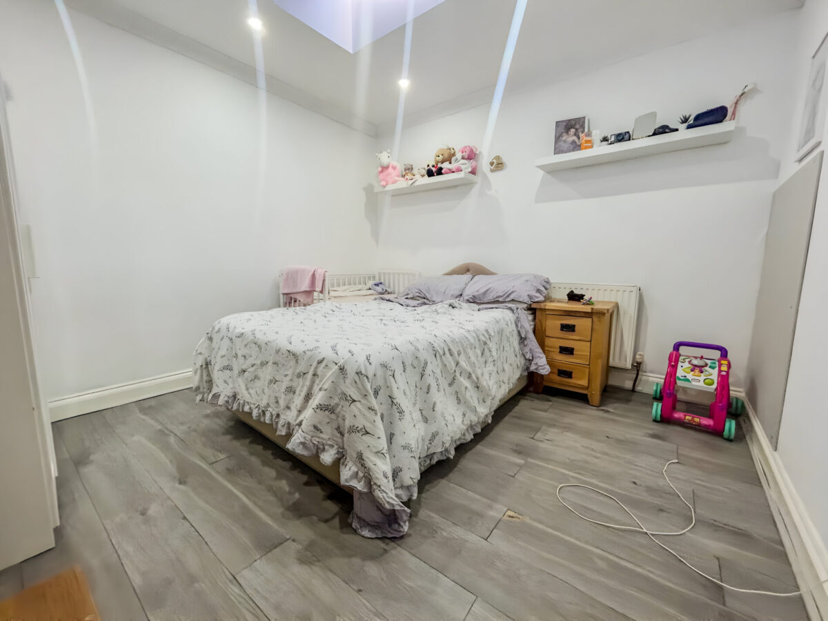 1 Bedroom Annex  - High Wycombe