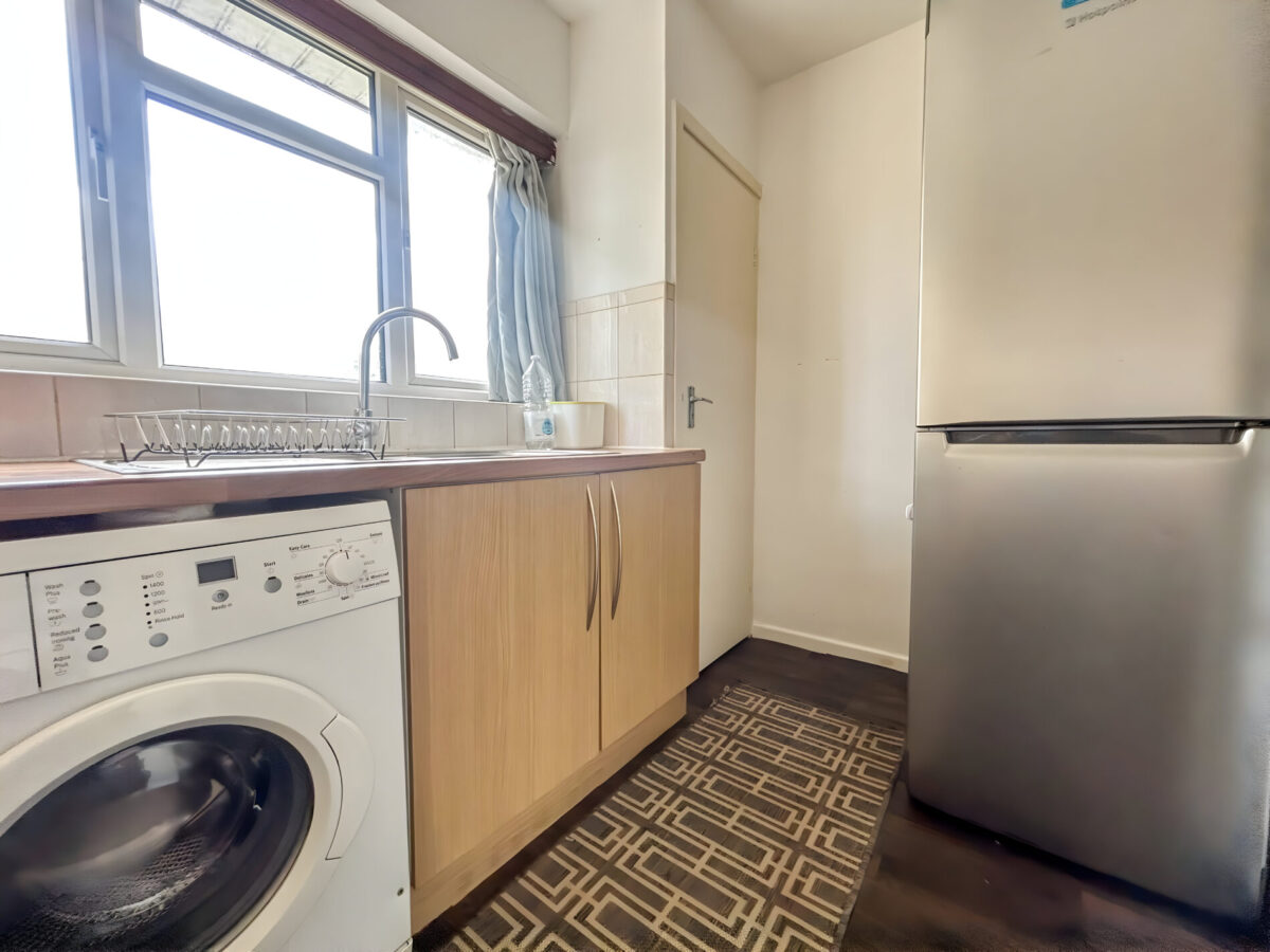 3 Bedroom Flat - High Wycombe