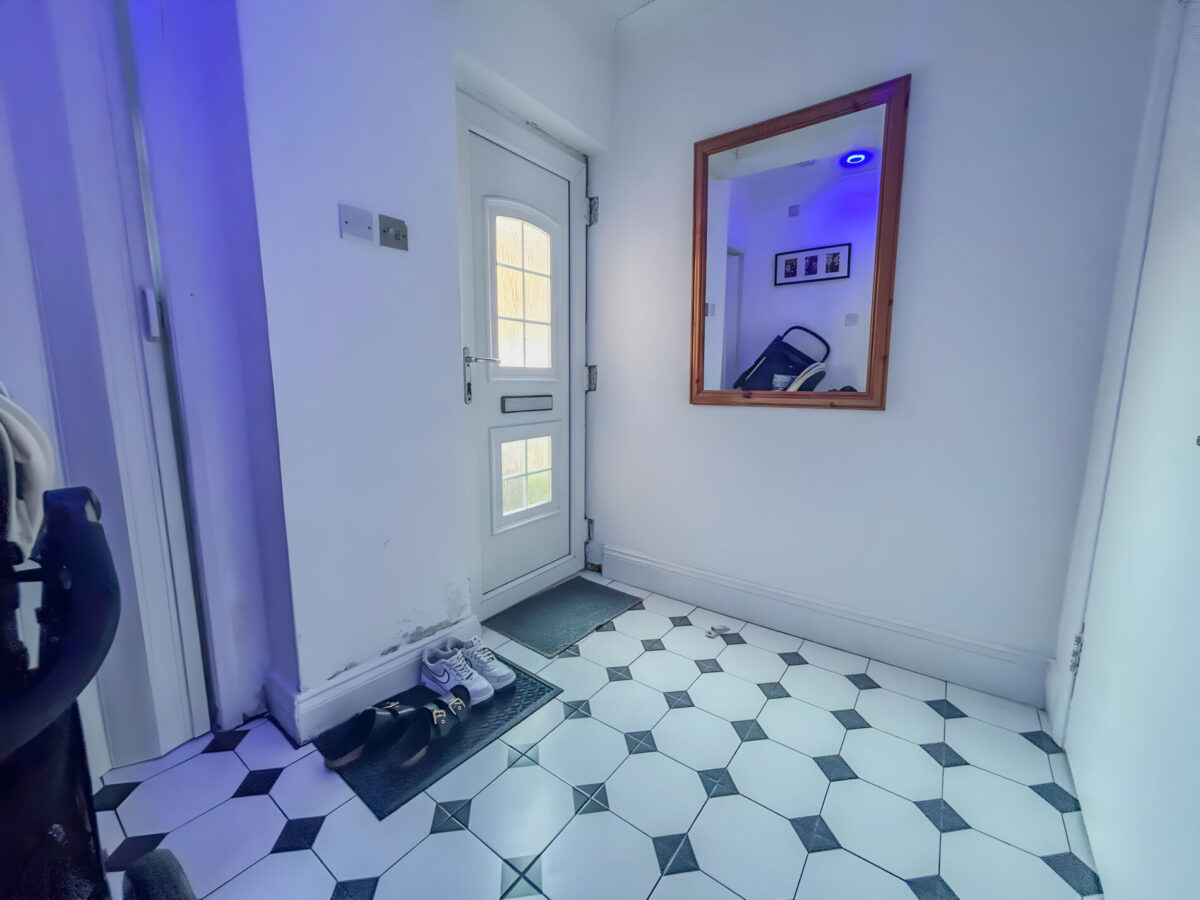 1 Bedroom Annex  - High Wycombe
