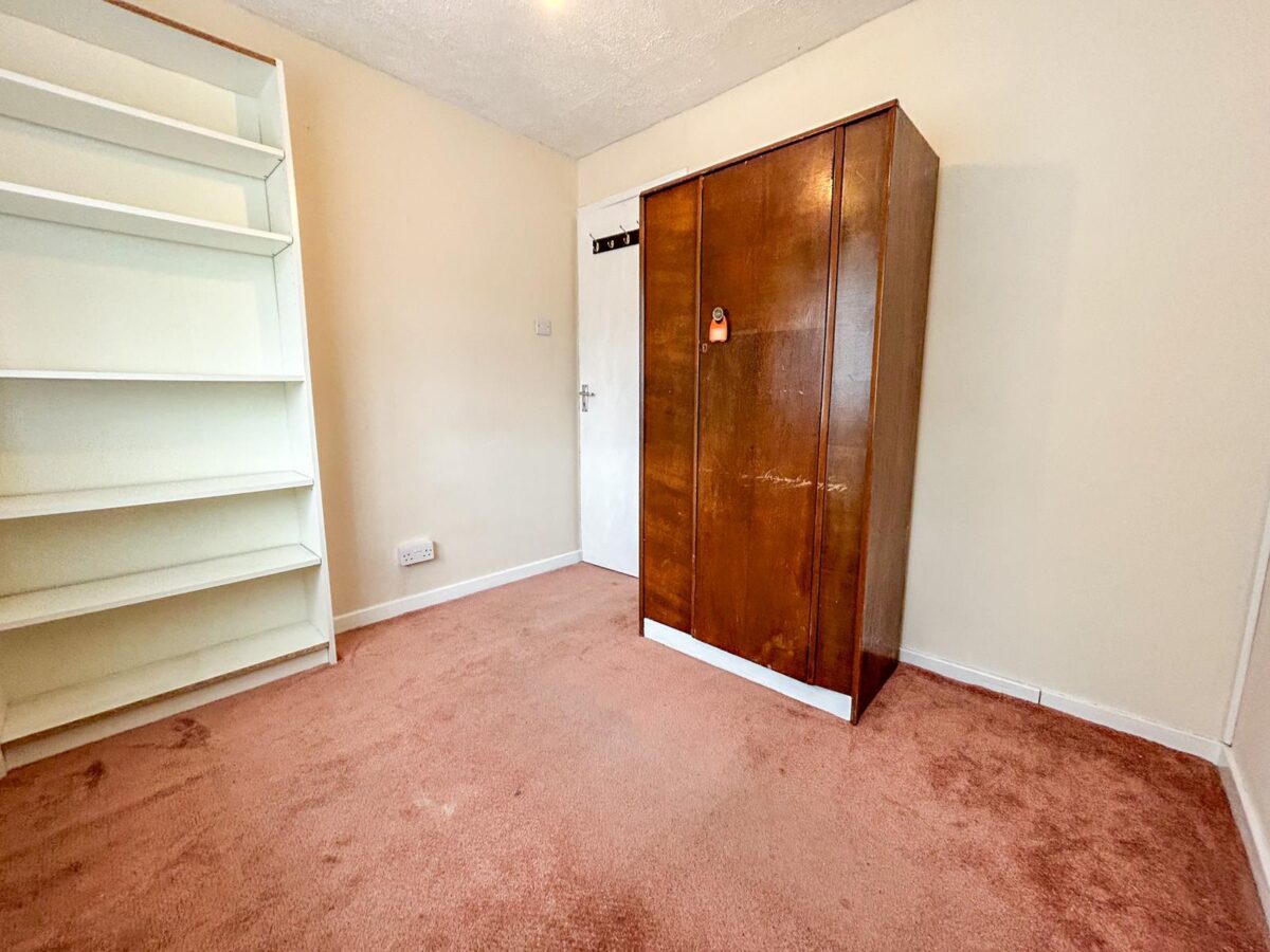 3 Bedroom House  - High Wycombe