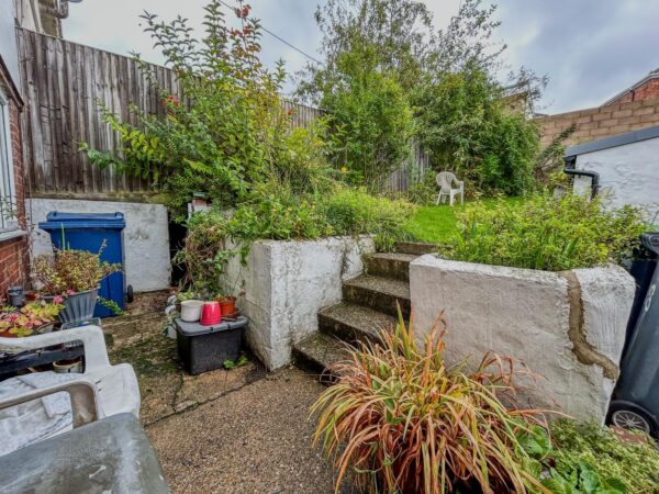 3 Bedroom House  - High Wycombe