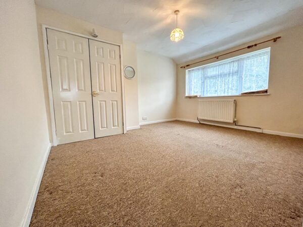 3 Bedroom House  - High Wycombe