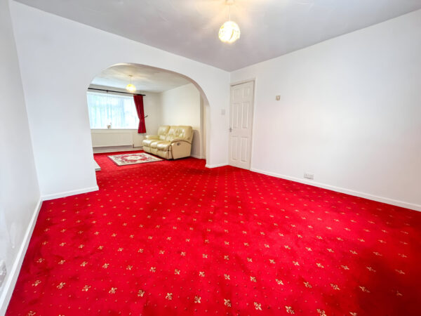 3 Bedroom House  - High Wycombe