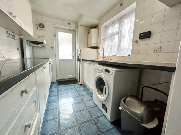 3 Bedroom House  - High Wycombe