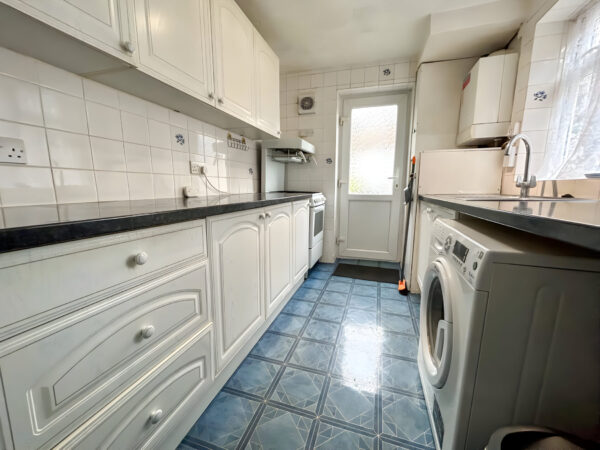 3 Bedroom House  - High Wycombe