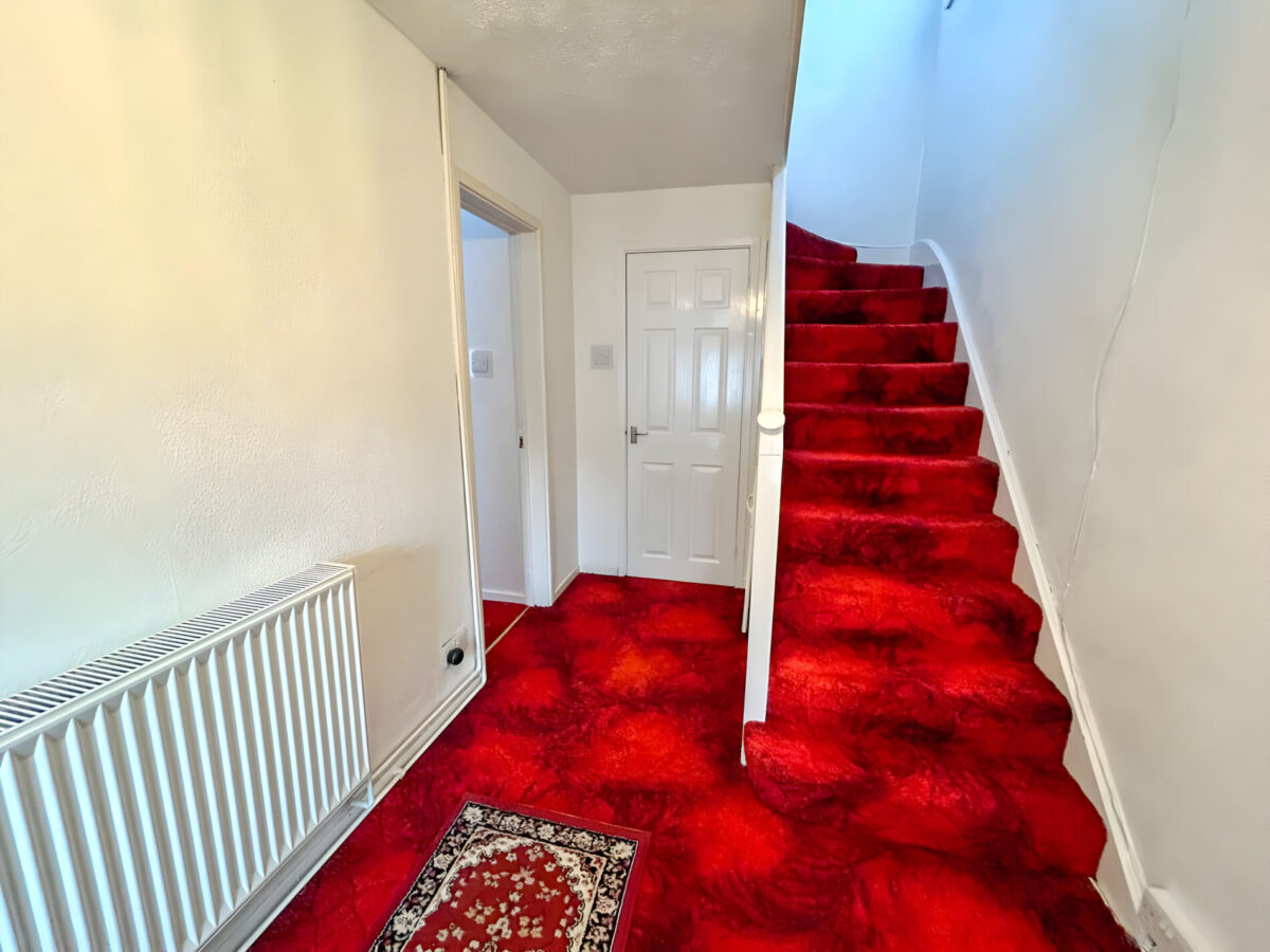 3 Bedroom House  - High Wycombe