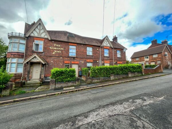 2 Bedroom Flat  - High Wycombe