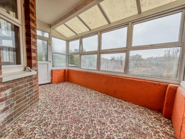 4/5 Bedroom House  - High Wycombe