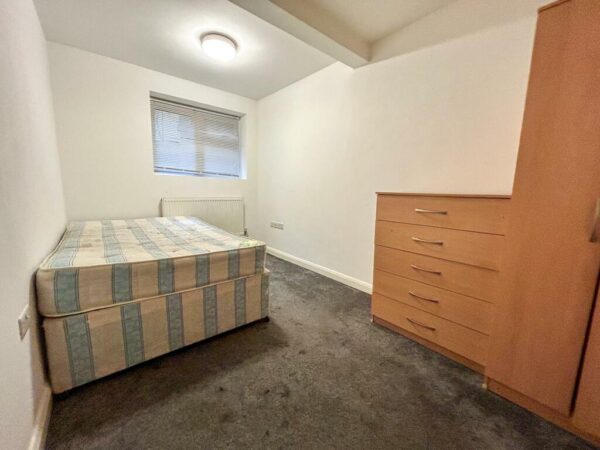 Double Room  - High Wycombe  (Bills Included)