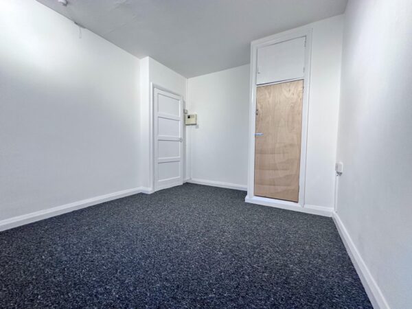 2 Bedroom House  - Stoke on Trent
