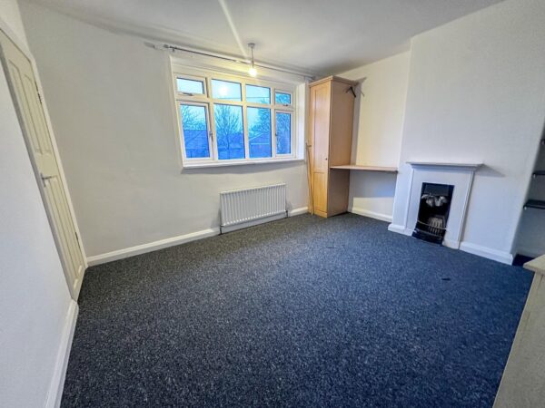 2 Bedroom House  - Stoke on Trent