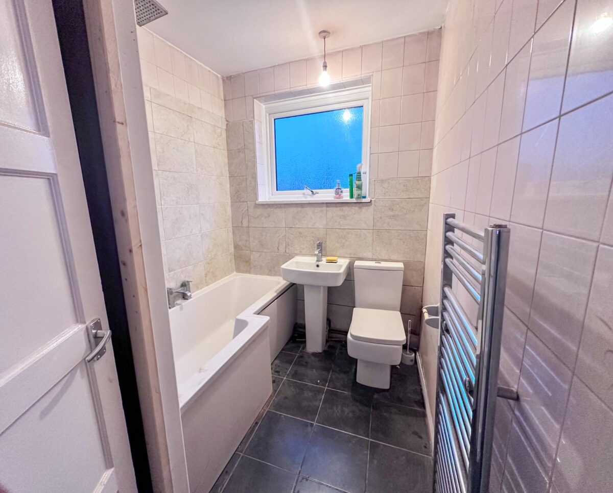 2 Bedroom House  - Stoke on Trent