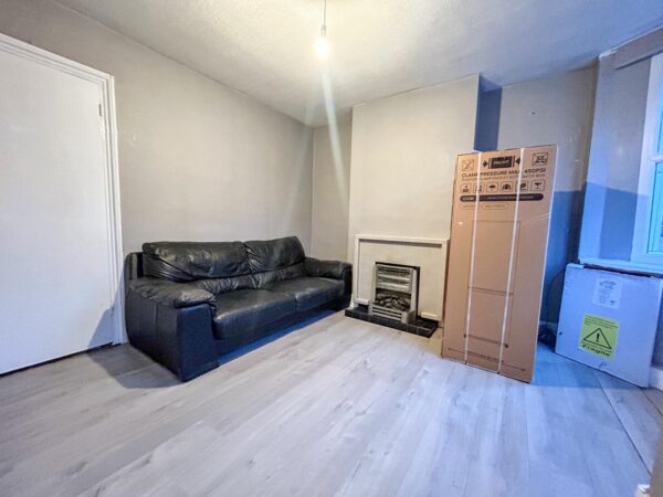 3 Bedroom House - High Wycombe