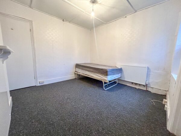 3 Bedroom House - High Wycombe