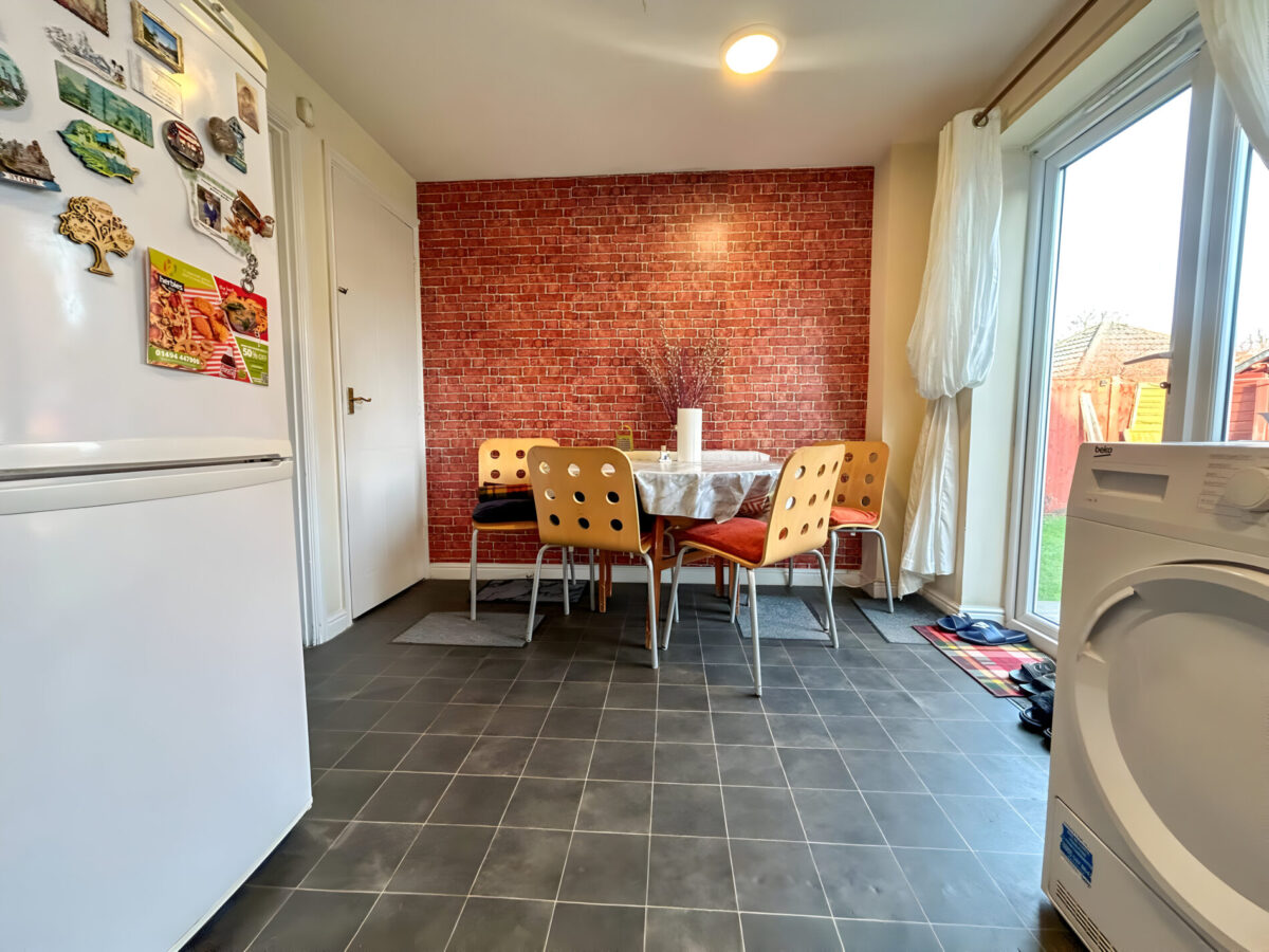 3 Bedroom House  - High Wycombe