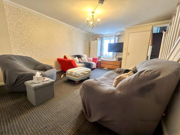 3 Bedroom House  - High Wycombe