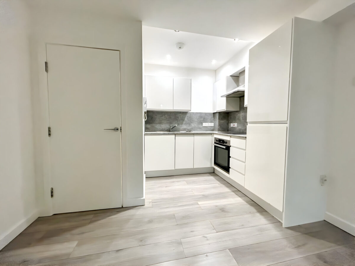 1 Bedroom Flat  - High Wycombe