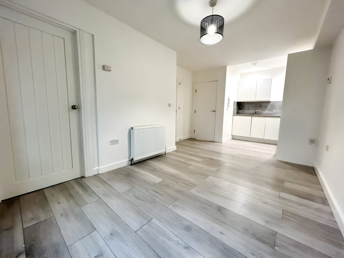 1 Bedroom Flat  - High Wycombe
