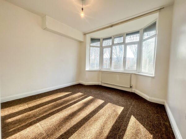 1 Bedroom Flat  - High Wycombe