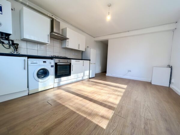 1 Bedroom Flat  - High Wycombe