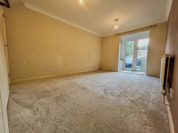 2 Bedroom House - High Wycombe
