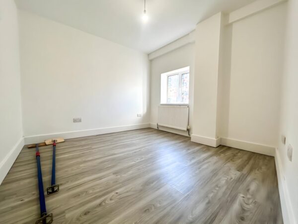 Modern 1 Bedroom  - High Wycombe