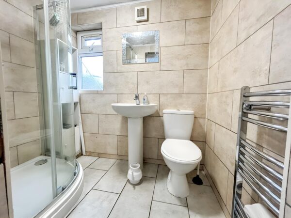 1 Bedroom Apartment  - High Wycombe