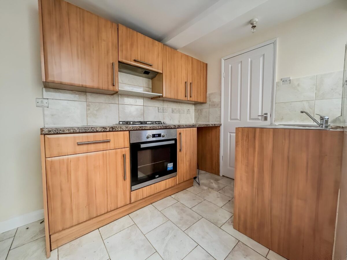 2 Bedroom Flat  - High Wycombe