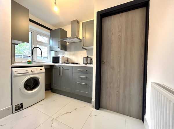 Modern Studio Flat  - High Wycombe