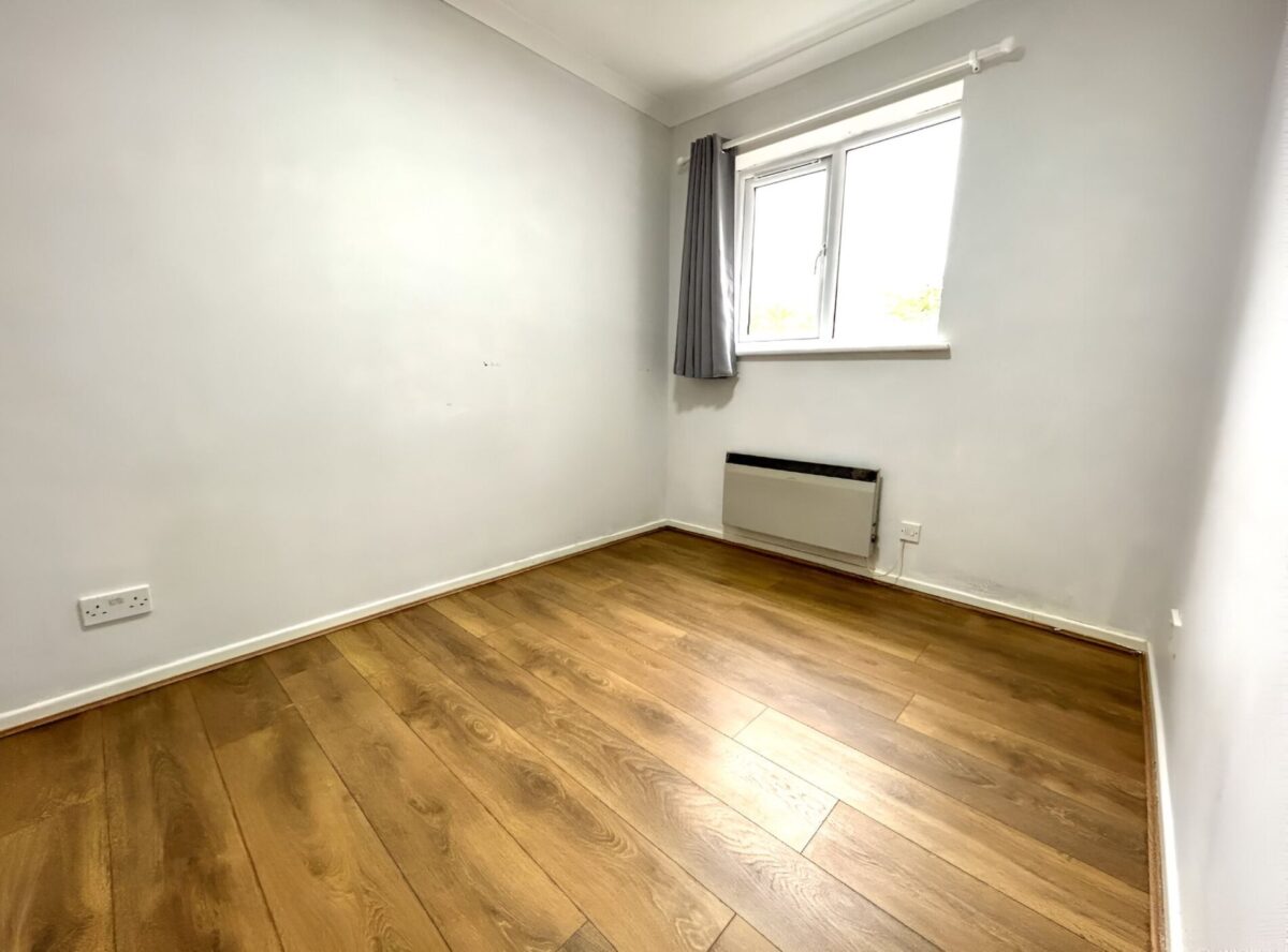 2 Bedroom Flat  - High Wycombe
