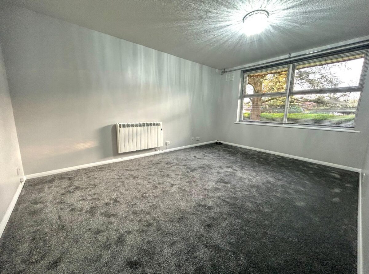 2 Bedroom Flat - High Wycombe