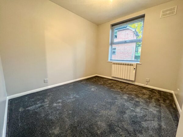 2 Bedroom Flat - High Wycombe