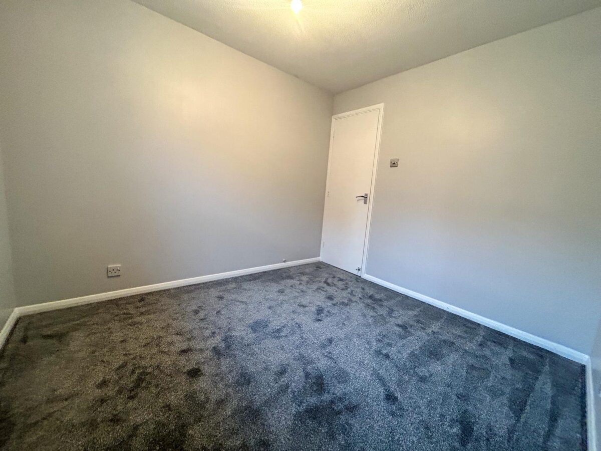 2 Bedroom Flat - High Wycombe