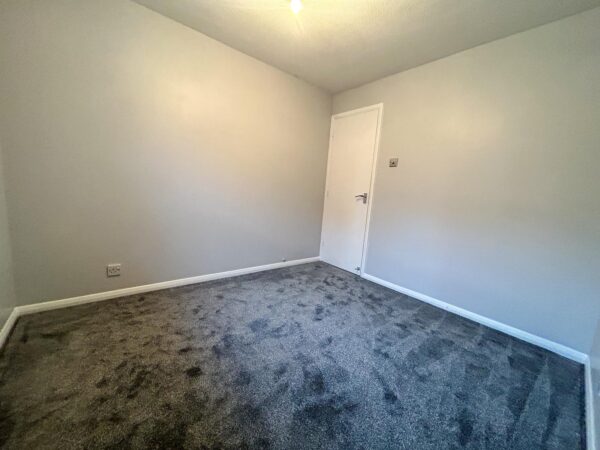 2 Bedroom Flat - High Wycombe