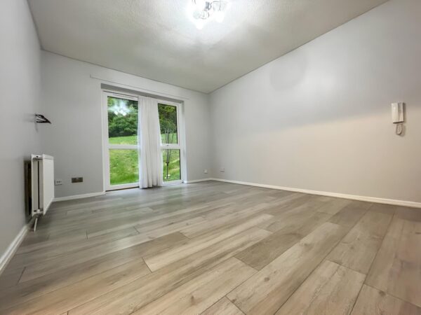 1 Bedroom Flat  - High Wycombe