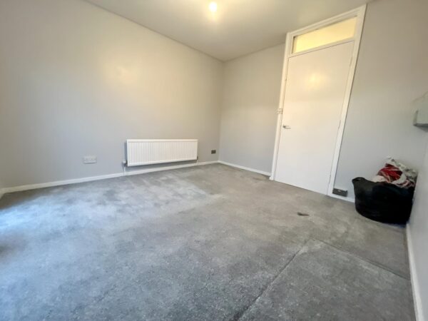 1 Bedroom Flat  - High Wycombe