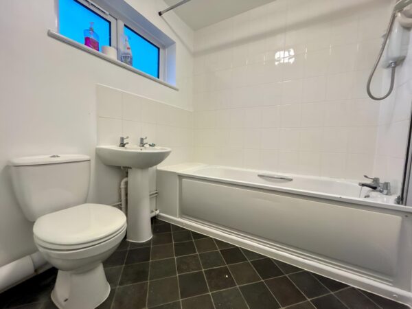 1 Bedroom Flat  - High Wycombe