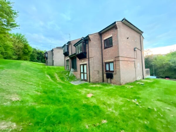 1 Bedroom Flat  - High Wycombe