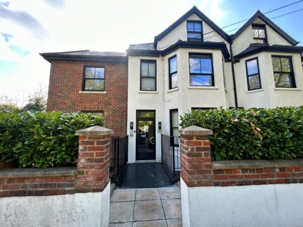 1 Bedroom Flat  - High Wycombe