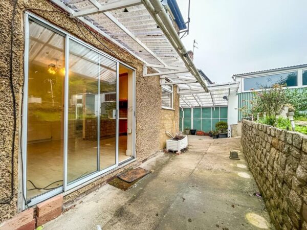 3/4 Bedroom House  - High Wycombe