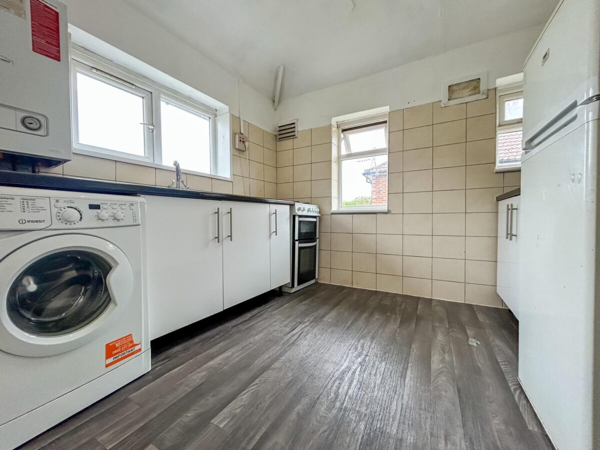 2 Bedroom Flat - High Wycombe
