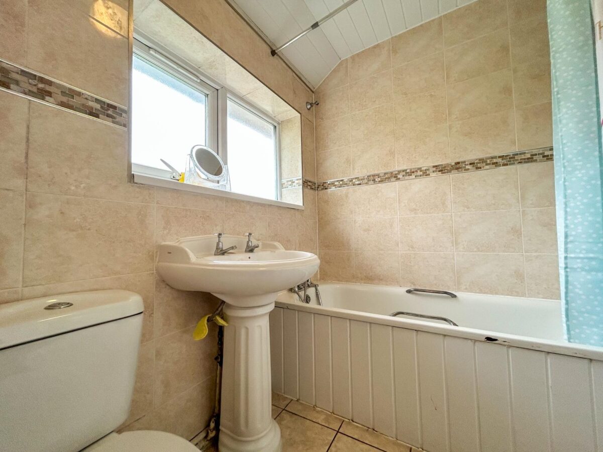 2 Bedroom Flat - High Wycombe
