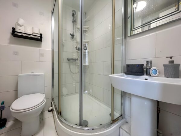 Studio Flat  - High Wycombe