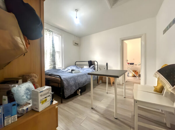 Studio Flat  - High Wycombe