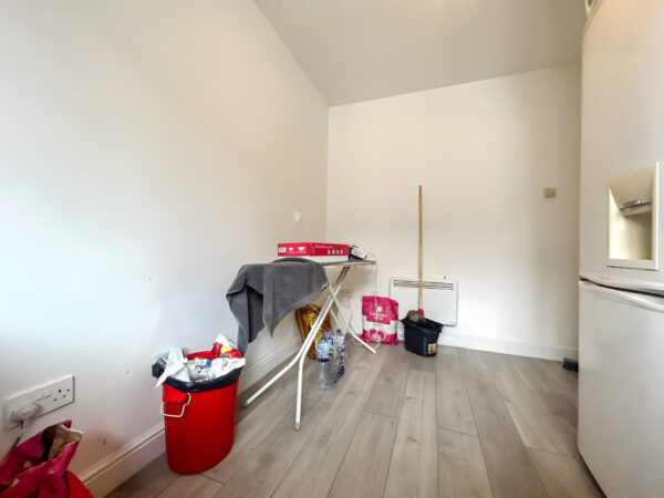 Studio Flat  - High Wycombe