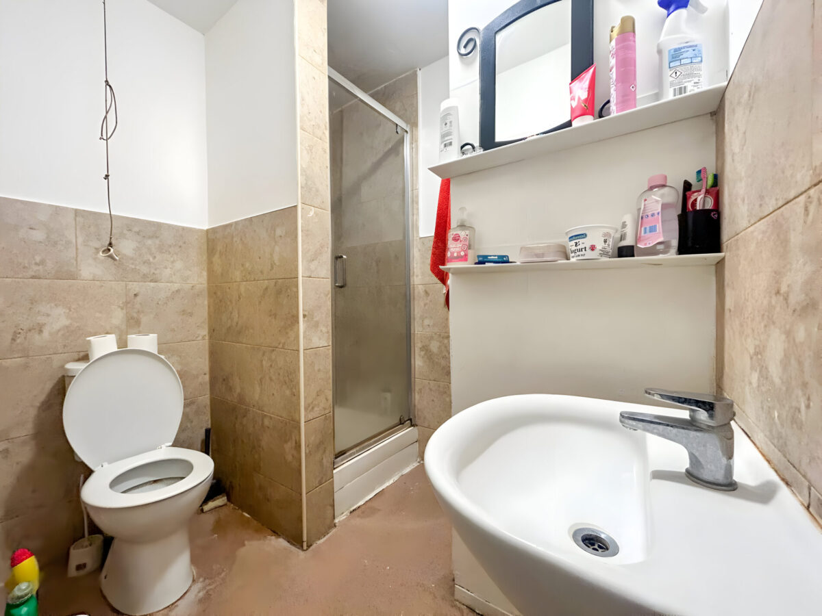 Studio Flat  - High Wycombe